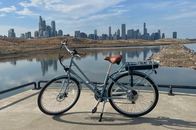 2 Hour Chicago Landmarks & Lakefront E-Bike Tour - Why an e-bike is a smart way to see the lakefront