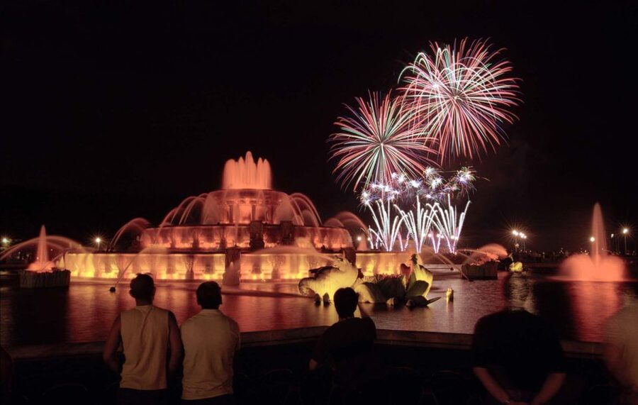 2 Hour Chicago Pier Fireworks & Evening Segway Tour - Key points to know before booking