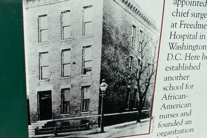 African American Heritage Tour of Chicago - Steve Johnson’s guide style