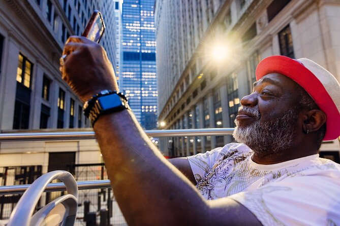 Big Bus Chicago: Sunset Tour by Open-Top Bus with Live Guide - Why the upper deck is worth claiming