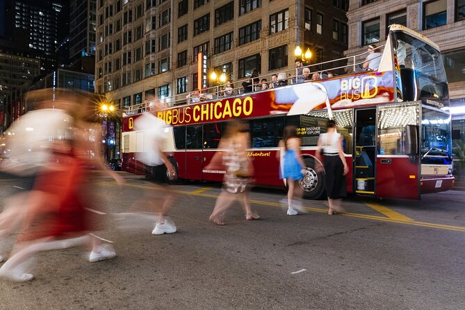 Big Bus Chicago: Sunset Tour by Open-Top Bus with Live Guide - What the live guide adds
