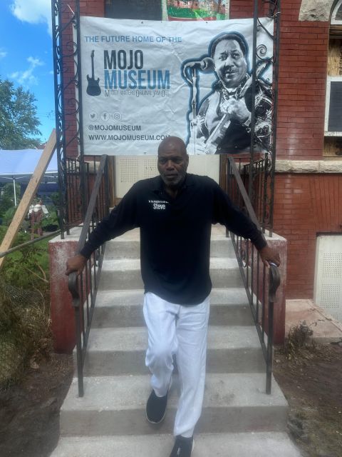 Black Heritage Tour - Bronzeville and the center of Black Chicago