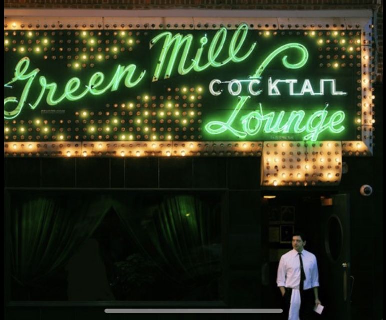 Chicago: 3-Hour Private Speakeasy Cocktail VIP Tour - Luxury transportation removes the evening’s awkward parts