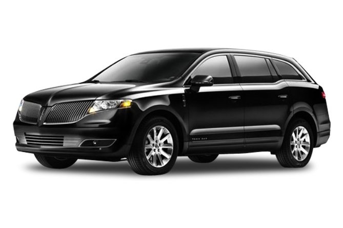 Chicago 4-Hour Sightseeing Transfer by Luxury Private Sedan - Building a realistic four-hour route