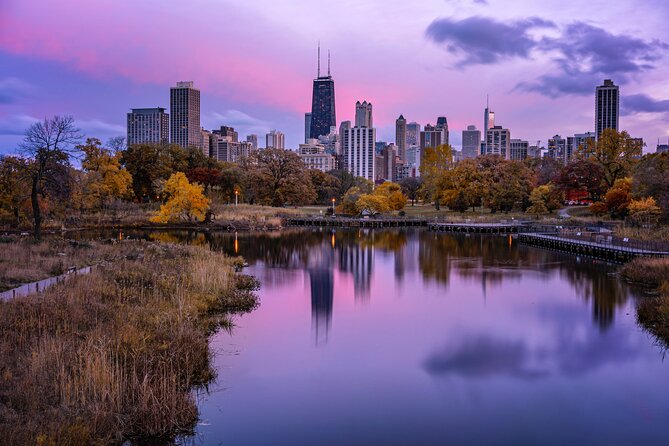 Chicago 4-Hour Sightseeing Transfer by Luxury Private Sedan - When you should choose a guided tour instead