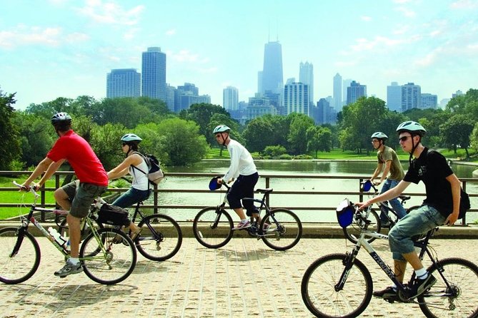 Chicago Amazing Lakefront Bike Tour - Navy Pier and the changing Chicago skyline
