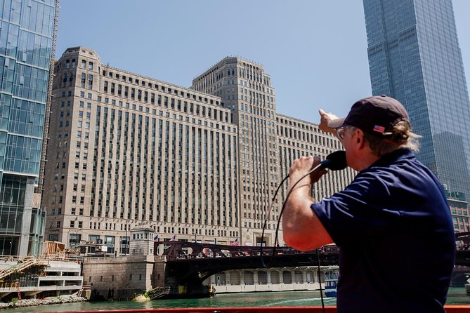 Chicago Architecture River Cruise - Marina City’s corncob towers