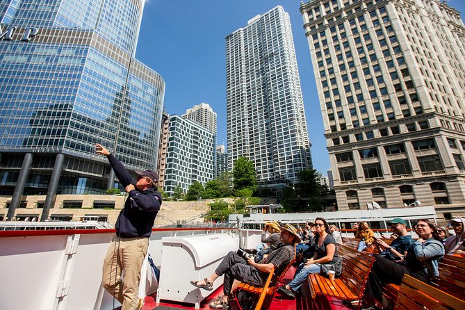 Chicago Architecture River Cruise - Aqua and Chicago’s modern wave-like design
