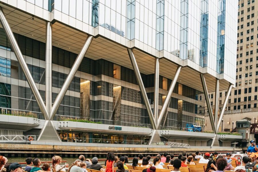 Chicago: Architecture River Cruise Skip-the-Ticket Line - The guide can make or break the cruise