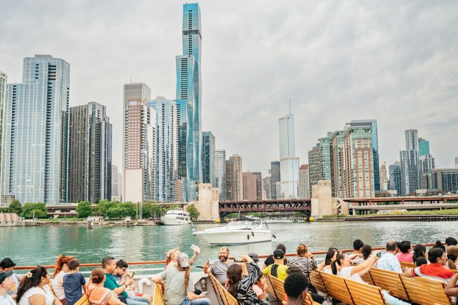 Chicago: Architecture River Cruise Skip-the-Ticket Line - Choosing the best time of day