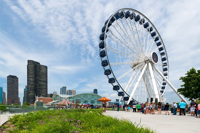 Chicago Attractions Pass: Save up to 50% - Includes 360 CHICAGO - River cruises and city transport