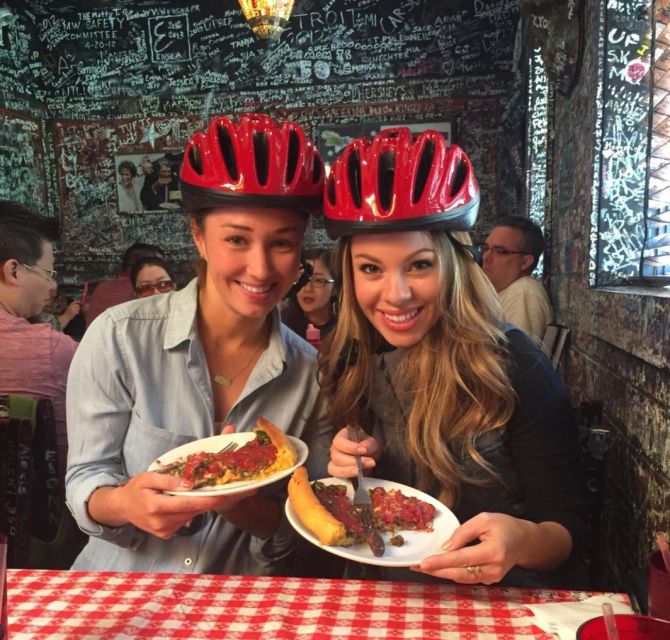 Chicago: Bikes, Bites, and Views Biking Tour - Adults - Building a Chicago hot dog the right way