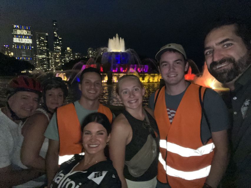 Chicago: Bikes, Bites, and Views Biking Tour - Adults - Your starting point near Ohio Street