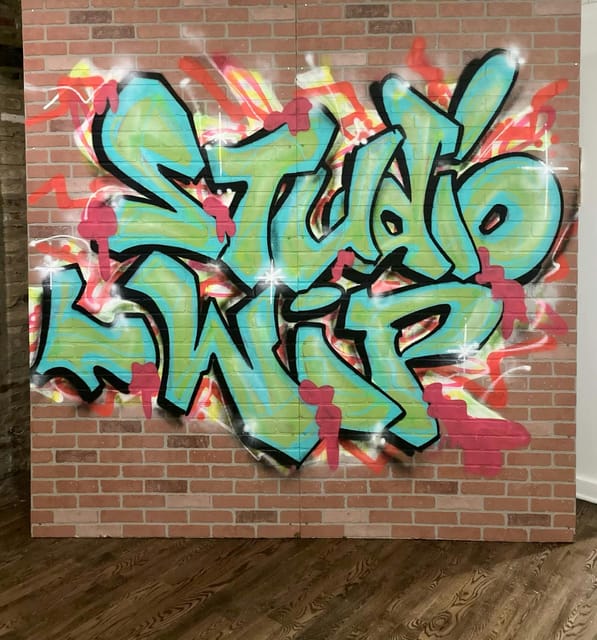 Chicago: BYOB Spray Paint and Sip Workshop - Practical details before you go