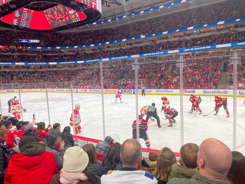 Chicago: Chicago Blackhawks NHL Game Ticket at United Center - Key points to know before you book