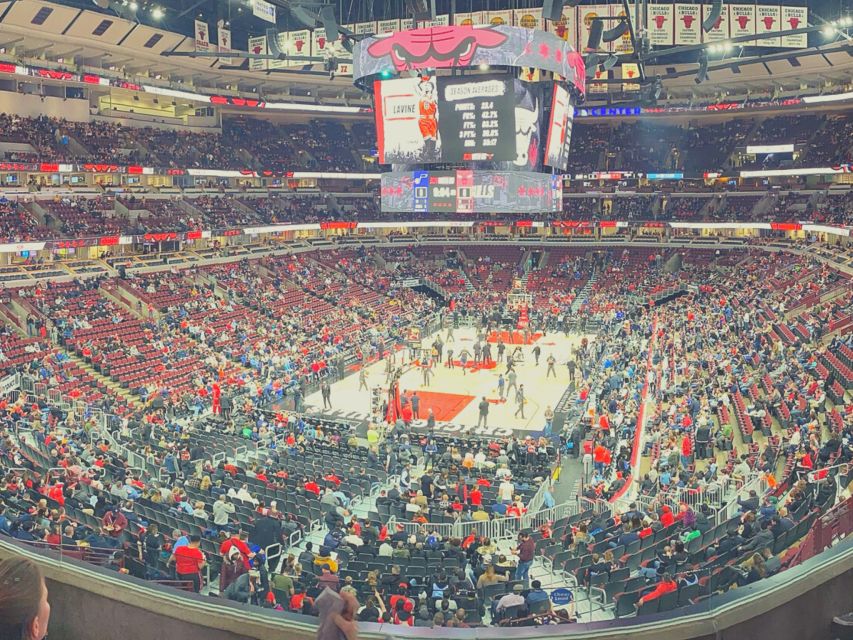 Chicago: Chicago Bulls Basketball Game Ticket - Who will get the most from this experience