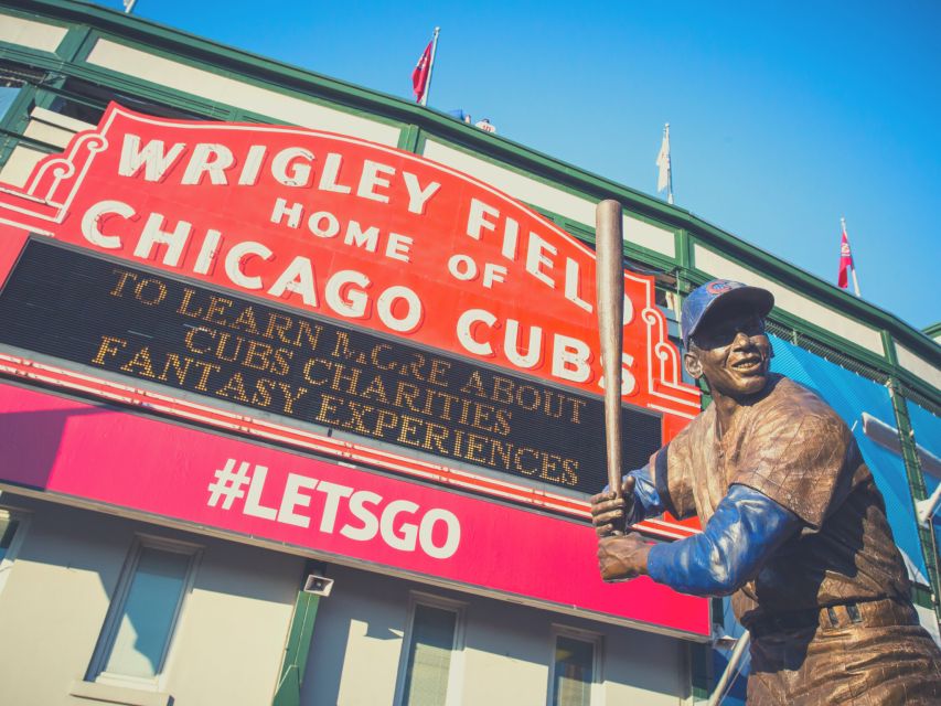 Chicago: Chicago Cubs Baseball Game Ticket at Wrigley Field - The neighborhood atmosphere around game time