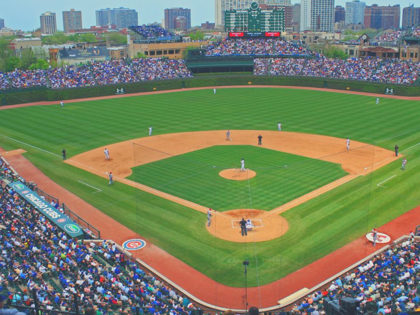 Chicago: Chicago Cubs Baseball Game Ticket at Wrigley Field - What the crowd and game pace are like