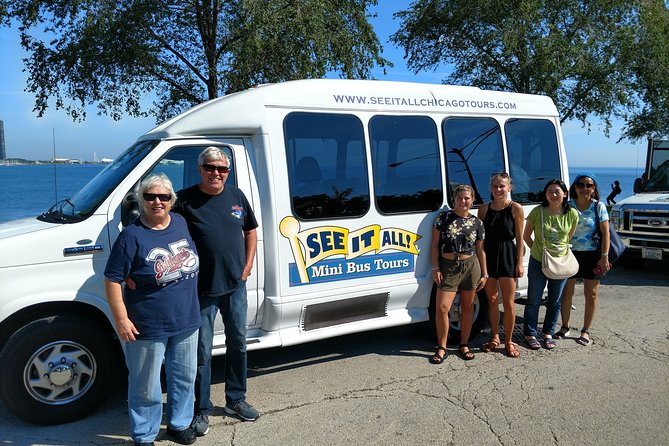 Chicago City Minibus Tour - Buckingham Fountain from May through October