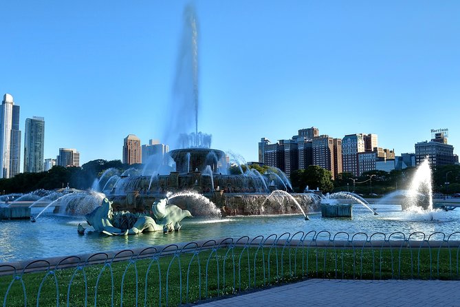 Chicago City Tour with Architecture River Cruise Option - What the minibus adds