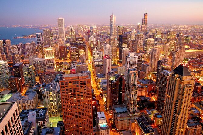 Chicago City Tours - Quick views of Navy Pier, Michigan Avenue, and the arts