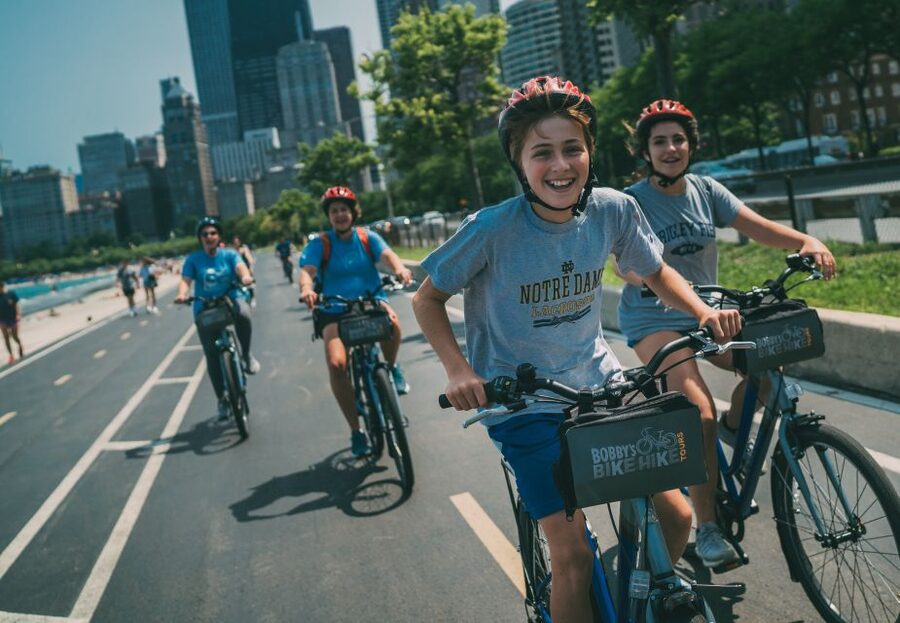 Chicago: Downtown Family Food Tour by Bike with Sightseeing - Key points to know