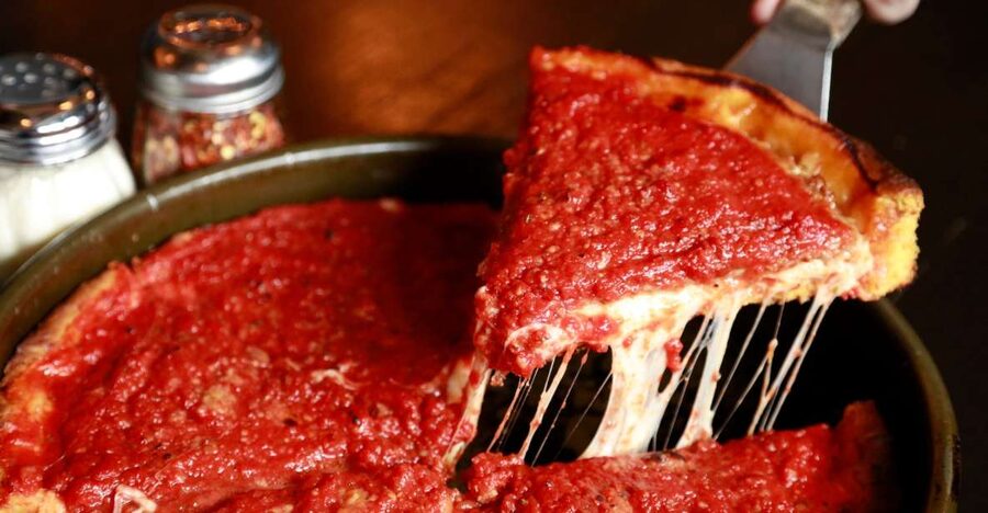 Chicago: Downtown Pizza Guided Walking Tour with Tastings - The first tasting: an artisanal introduction