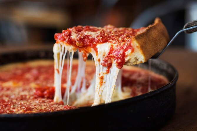 Chicago Family Food and Bike Tour with Top Attractions - Gold Coast mansions and the Chicago Riverwalk