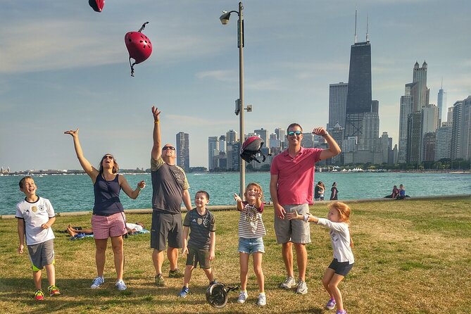 Chicago Family Food and Bike Tour with Top Attractions - Millennium Park and Grant Park’s big sights