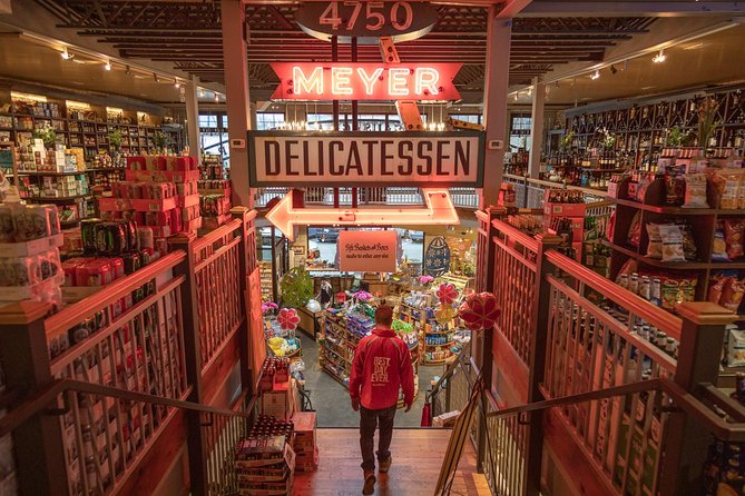 Chicago Food Tour: Taste the City’s Most Iconic Eats - Is the food enough for a full meal?