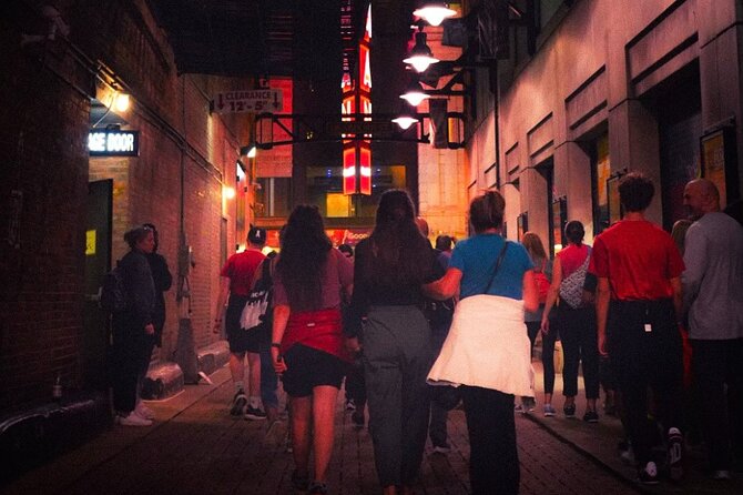 Chicago Gangsters and Ghosts Luxury Minibus Tour - Frank Nitti’s secret vault at Harry Caray’s