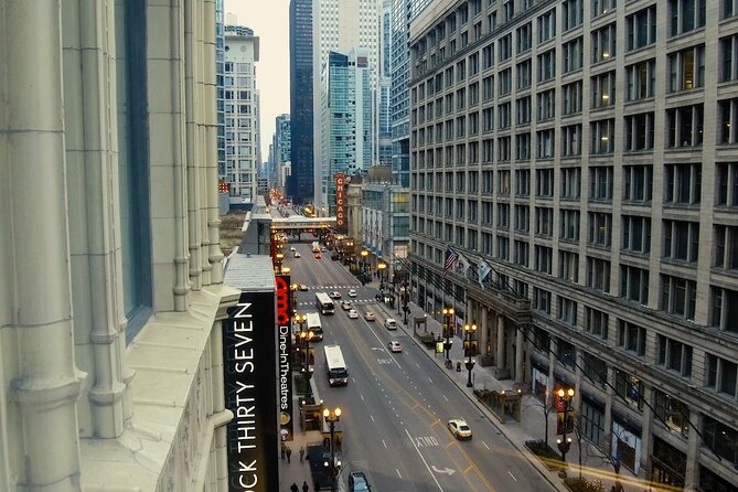 Chicago Gangsters and Movies Tour - Stop Four: Inside the Rookery Building