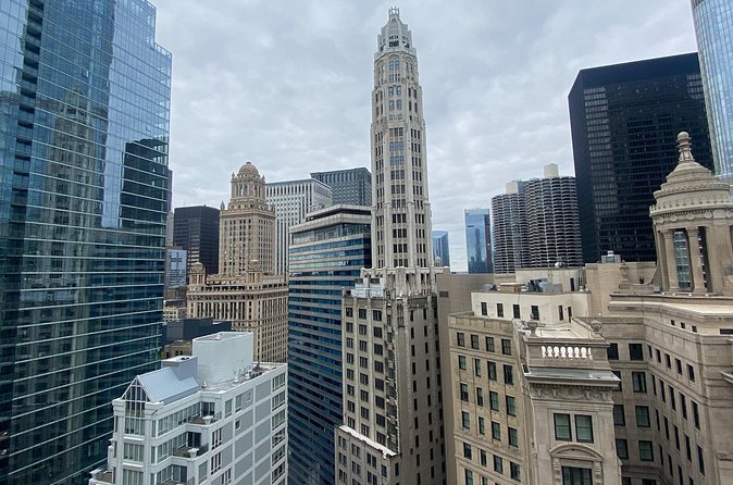 Chicago Gangsters and Movies Tour - Stop Five: The Art Institute and the Cultural Mile