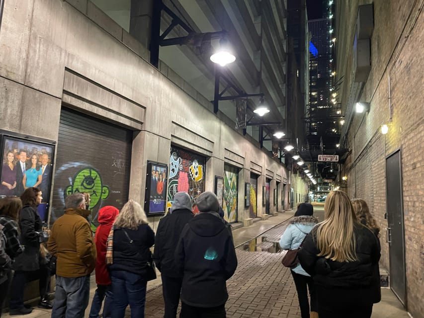 Chicago: Ghost Bus Tour of Haunted Locations - Nederlander Theatre and Death Alley