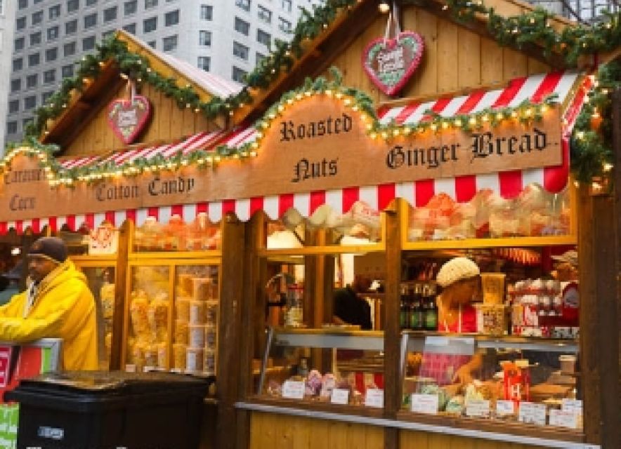 Chicago: Guided Holiday Walking Tour and Food Sampling - The Palmer House and the original brownie