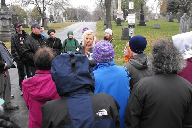 Chicago Hauntings Original Ghost Bus Tour - Meeting at the Congress Plaza Hotel