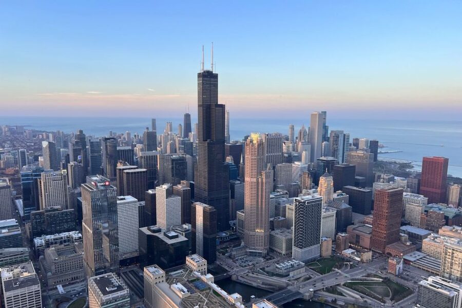 Chicago: Helicopter Tour of Chicago Skyline - Chicago from the helicopter cabin