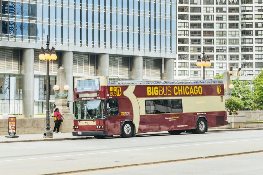 Chicago: Hop-on Hop-off Sightseeing Tour by Open-top Bus - How to get the best value from $45