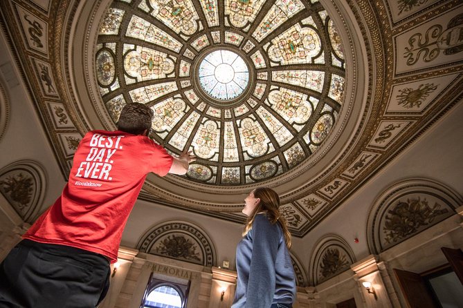 Chicago in a Day: Food, History & Architecture Walking Tour - City Hall, civic Chicago, and the story between buildings