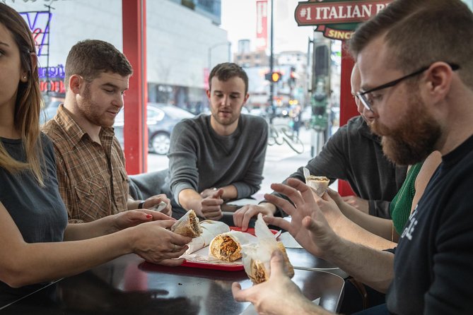 Chicago in a Day: Food, History & Architecture Walking Tour - When the Chicago food finally arrives