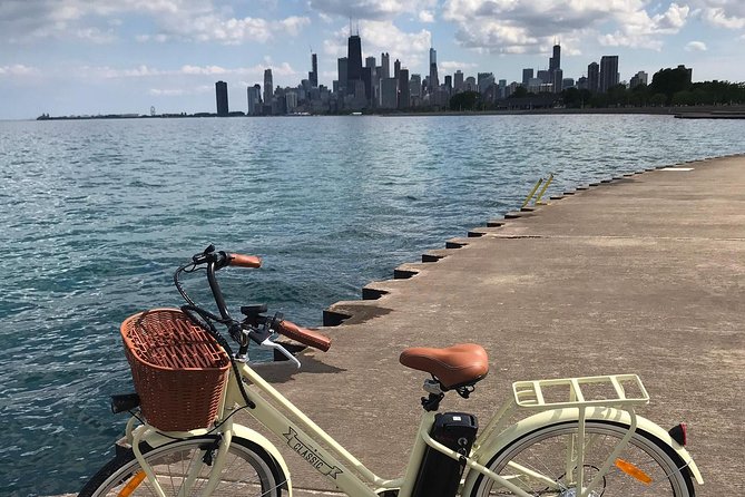 Chicago Lakefront Electric Bike Tour - Starting at 441 E Erie Street