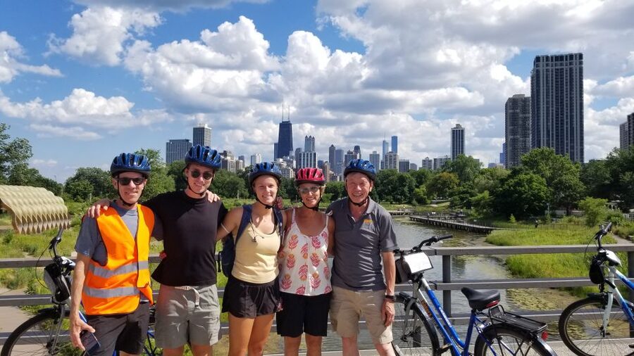 Chicago: Lakefront Neighborhoods Bike Tour - What Riding in Chicago Feels Like