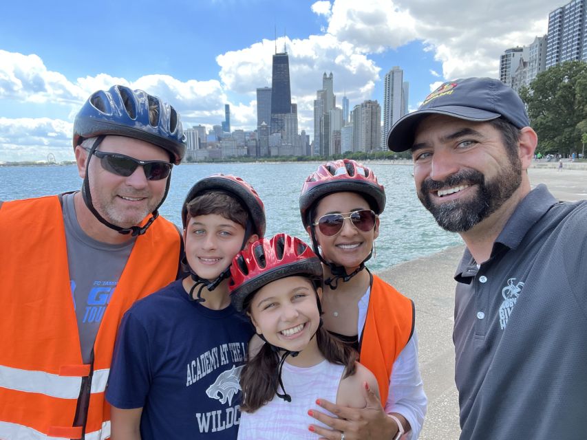 Chicago: Lakefront Neighborhoods Bike Tour - What You Get for $59
