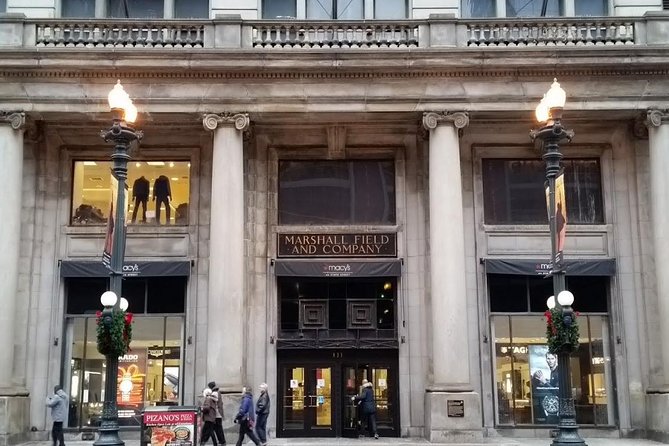 Chicago Loop Walking Tour - Small details and less obvious places