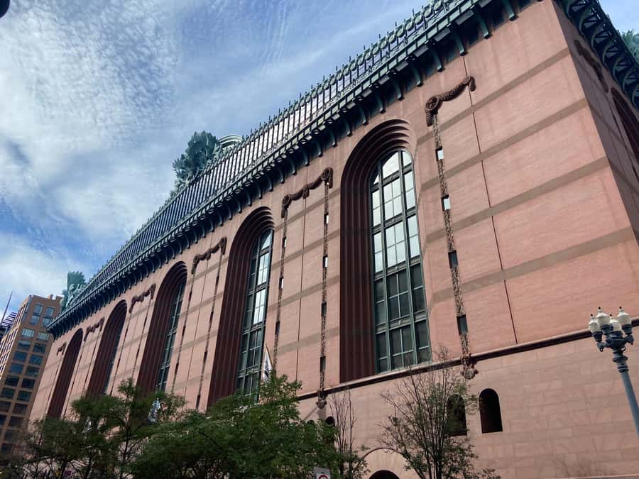 Chicago: Mobsters and Movies Walking Tour - Key points to know before you book