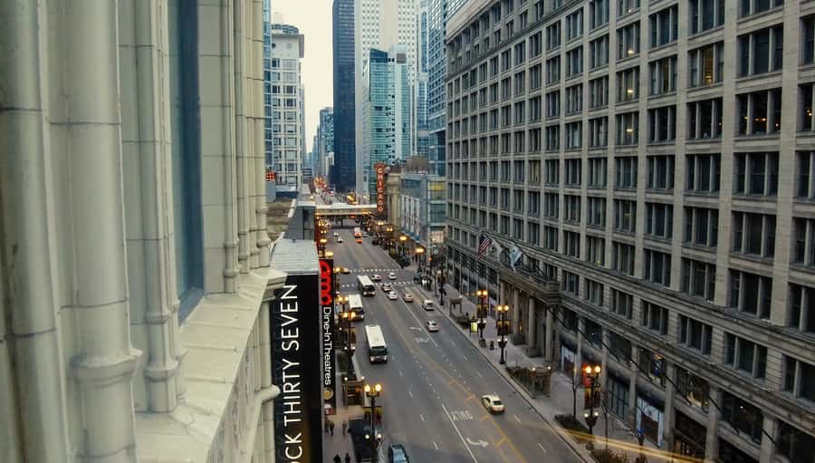 Chicago: Mobsters and Movies Walking Tour - Downtown business streets and The Untouchables