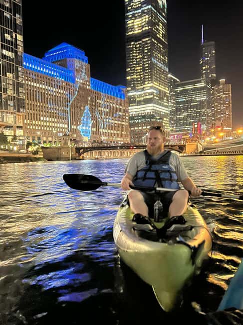 Chicago: Moonlight Paddle Tour on the Chicago River - Key points for your Chicago night on the river