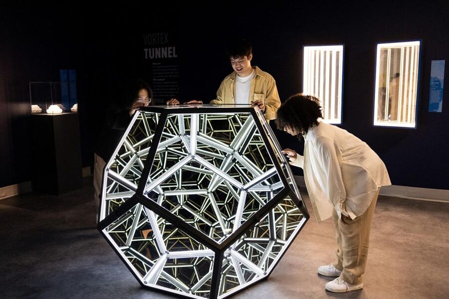 Chicago: Museum of Illusions Timed Entrance Ticket - Smart Playroom: puzzles after the photo stops