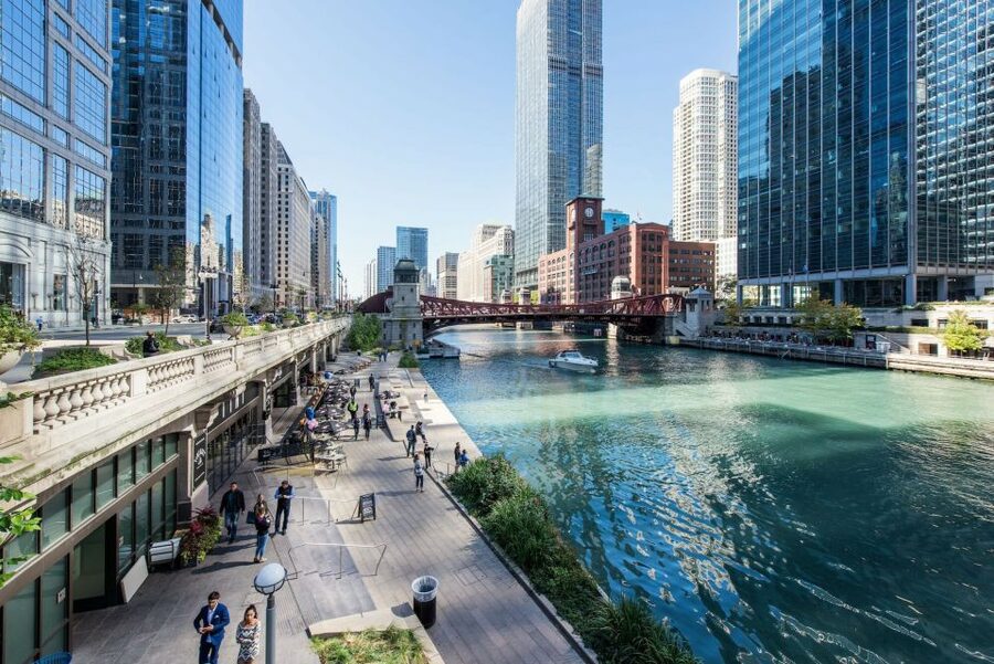 Chicago: Must See Chicago 90 minute Walking Tour - What the CAC exhibits add