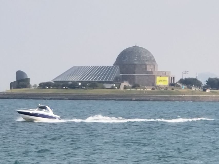 Chicago: Narrated Sightseeing River and Lake Cruise - Seating, Weather, and What to Bring